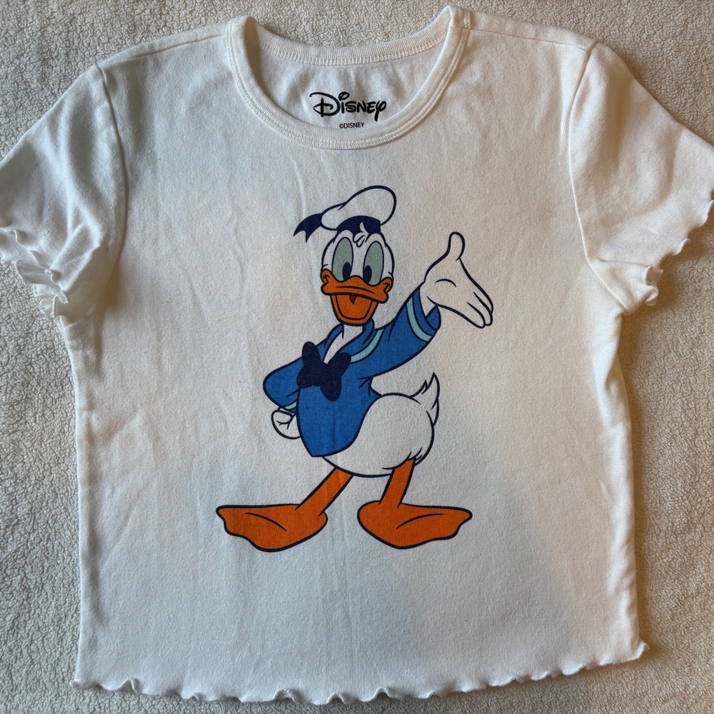 Donald Duck Cropped T-Shirt, White, Ruffled Sleeves. Women’s Sz Large. Disney